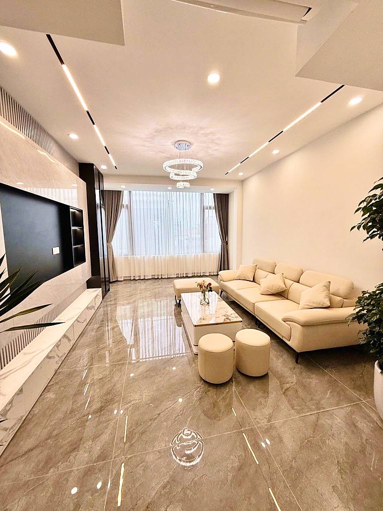 BÁN NHÀ BA LA ,GIAO THÔNG THUẬN TIỆN ,45 3 4 5,1 TỶ